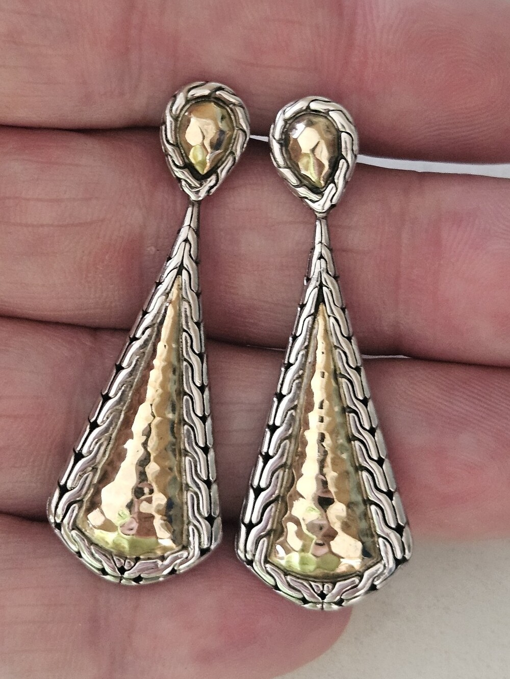 Vintage Rare John Hardy Solid 22k Yellow Gold Sterling Silver Drop Stud Earrings
